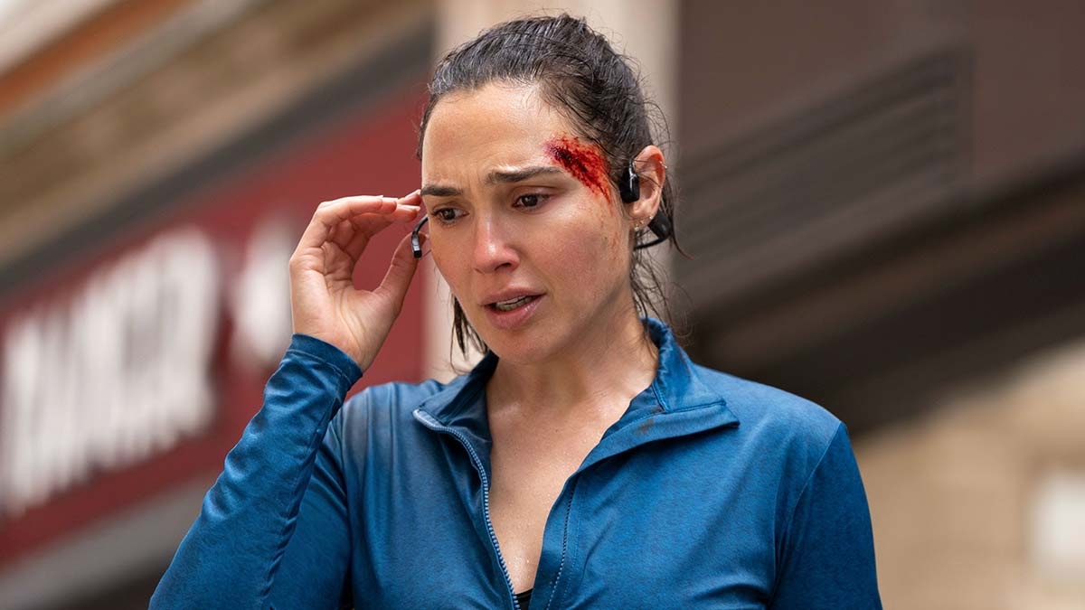 THE RUNNER (2026) Movie Trailer: Gal Gadot Runs in Pulse-pounding Thriller to Save Her Son